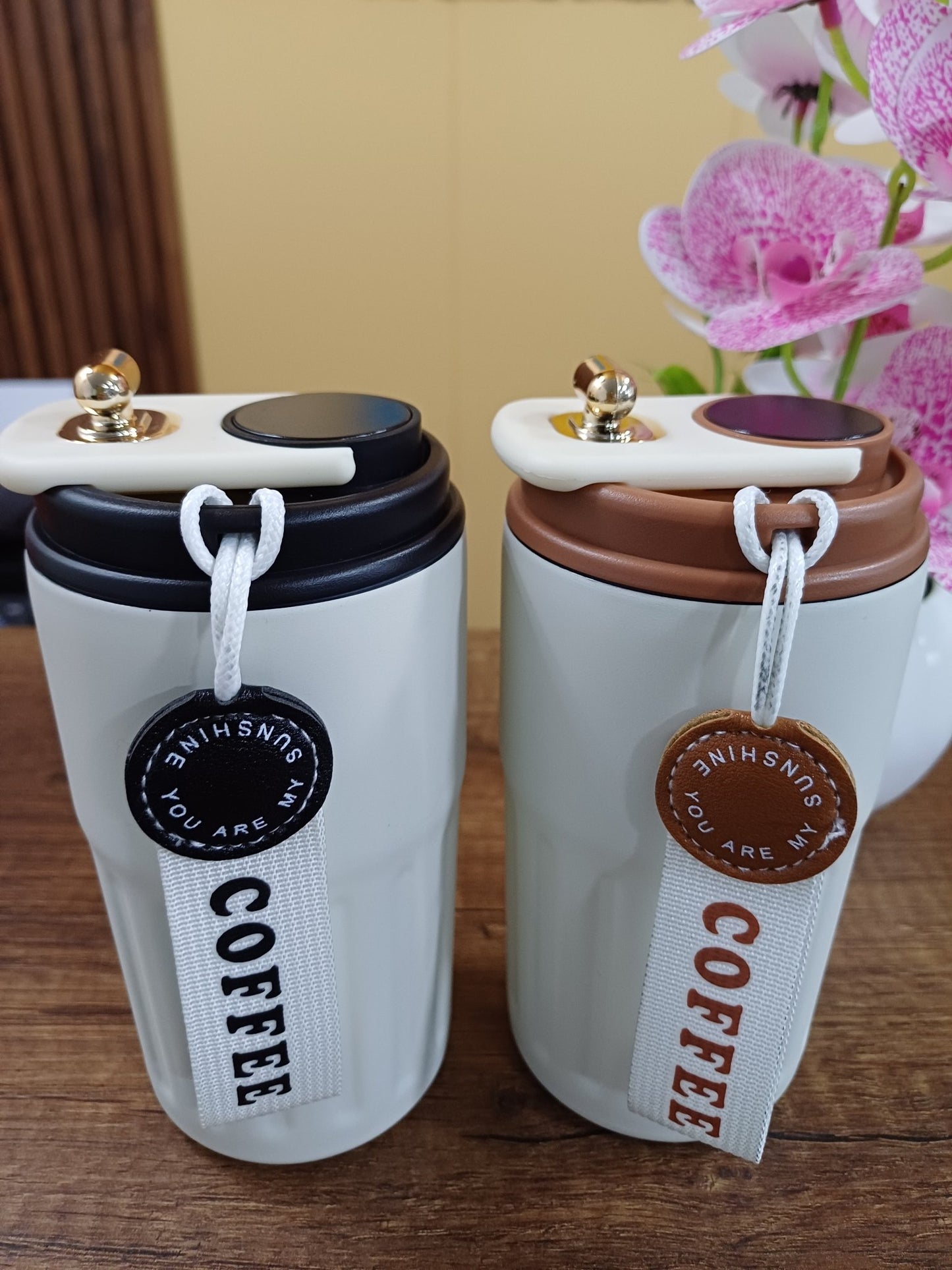 TERMO DE CAFE INTELIGENTE – 450ml CON ANTALLA LED